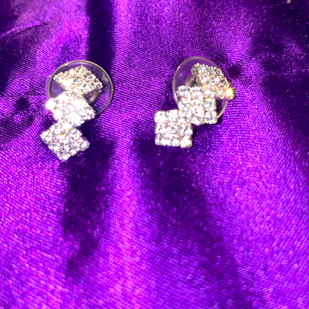 Three rhombus earrings